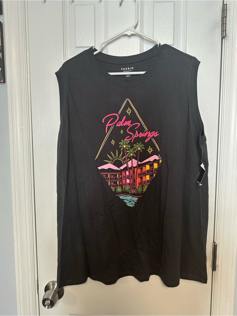 Torrid Palm Springs Tank Top Size 1X NWT